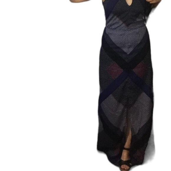 Le Chateau Maxi Dress - Picture 7 of 14